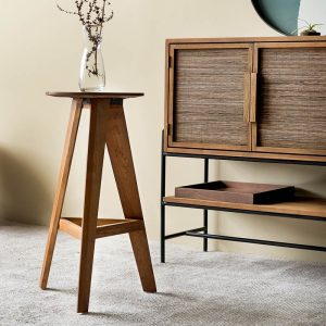 Berri 三腳中島椅