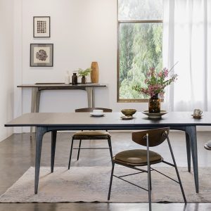 Salk 焦燻橡木延伸桌