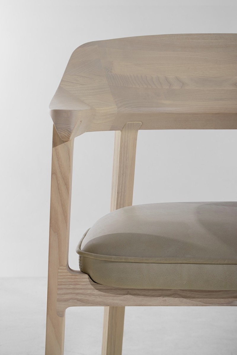 Collette 扶手餐椅