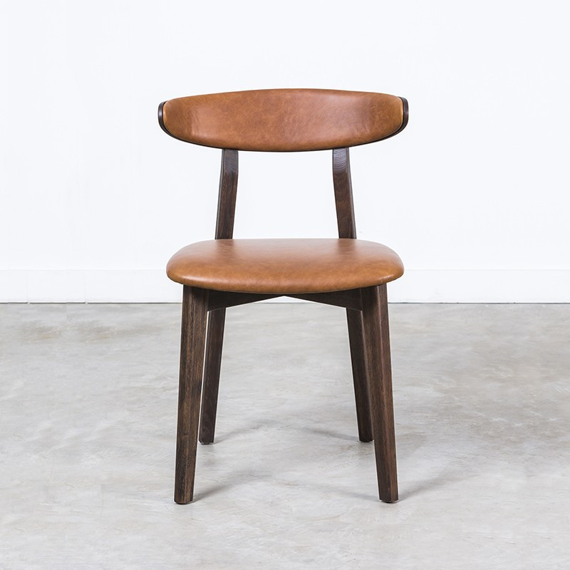 Boma 焦燻橡木皮革座椅